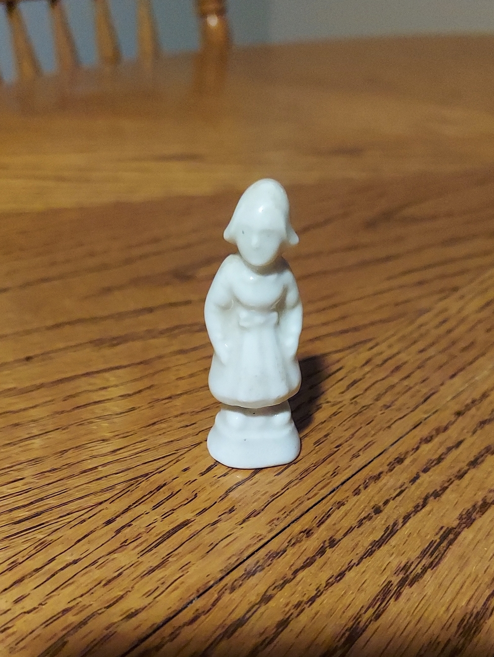 Antique Early 1900s Porcelain Dutch Girl - Rare!